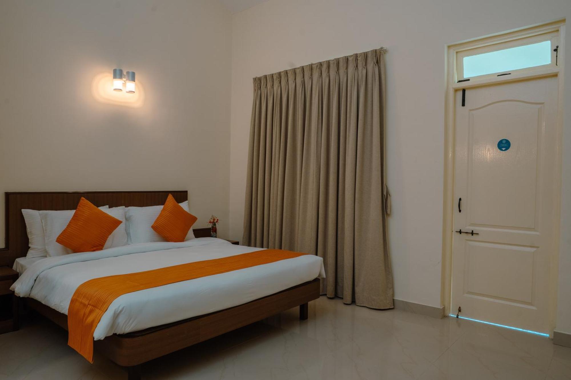 Nanu Beach Resort & Spa Betalbatim Exterior photo